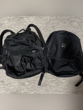 Lululemon backpacks set